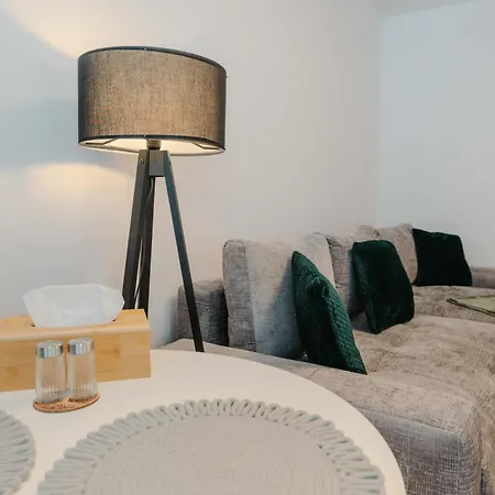 Urban Modern Flat Apartment *