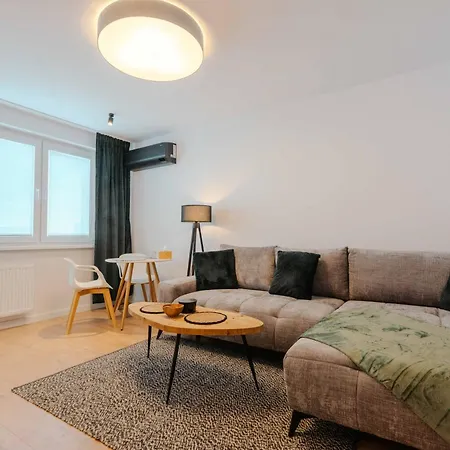 Apartment Urban Modern Flat